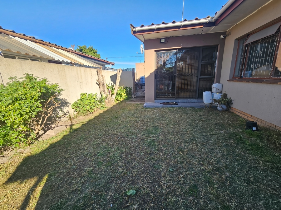 3 Bedroom Property for Sale in Peerless Park North Western Cape
